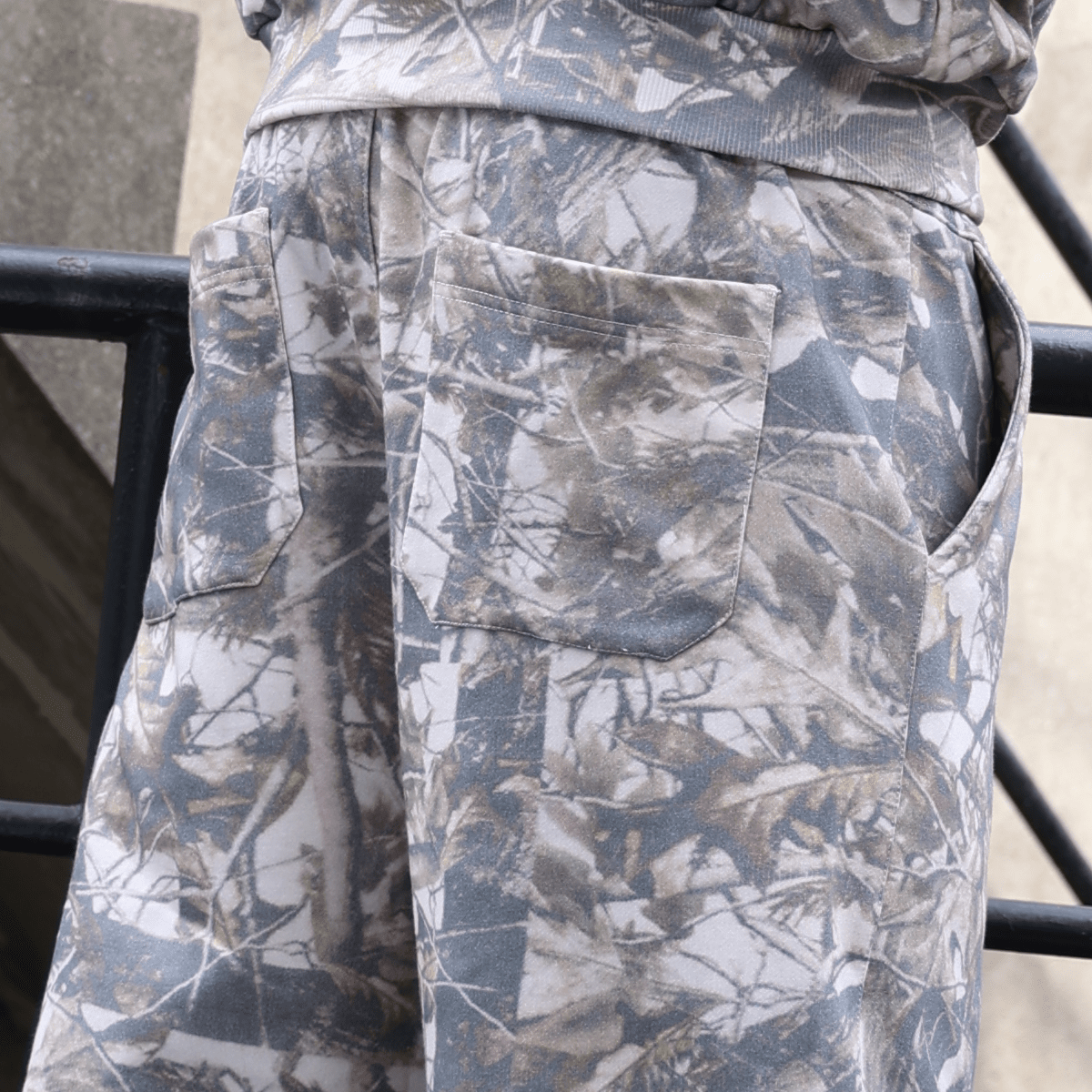 Unisex 100% Cotton Heavyweight French Terry Camo Open-Hem Sweatpants (400GSM)