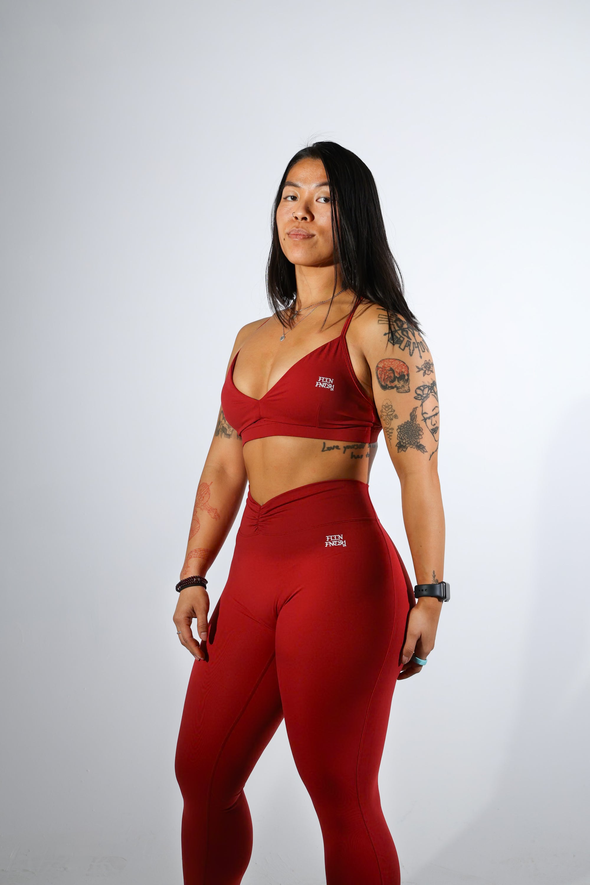 REMOVABLE BRA PADS + HIGH-WAISTED PLEATED LEGGINGS 2-PIECE SET