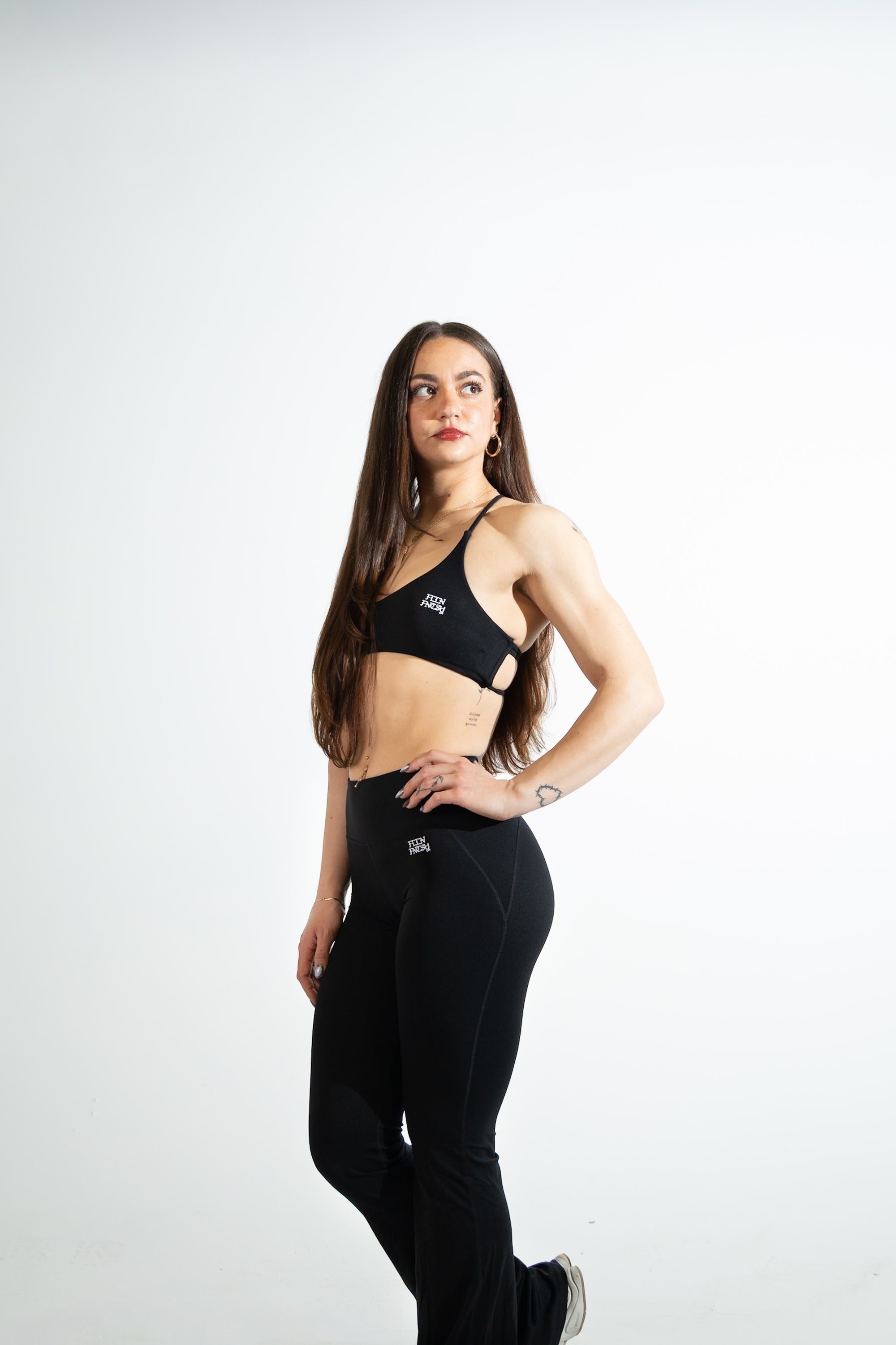 CROSS BACK SPORTS BRA + HIGH-WAISTED FLARED LEG PANTS 2-PIECE SET